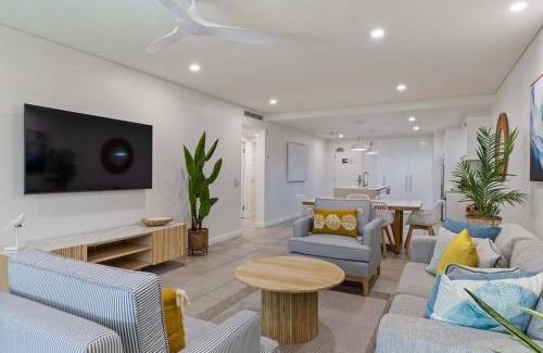 Port Douglas Apartment | Rooftop Resort Oasis at Temple with Spa