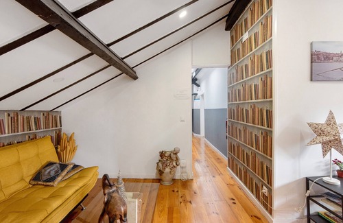 Campanha Apartment | Room 'Duplo I' with Shared Garden and Wi-Fi