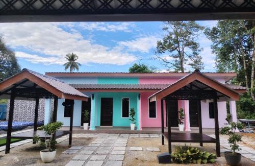Gurun House | Roomstay Teratak D, Desa