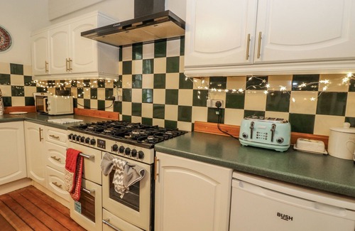 Letham Grange House | ROWAN TREE HOUSE, pet friendly, character holiday cottage in Brechin