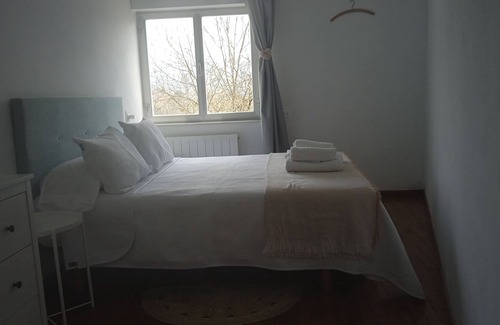 Cangas de Onis Cottage | Rural house La Cruz de Favila, near Cangas de Onís