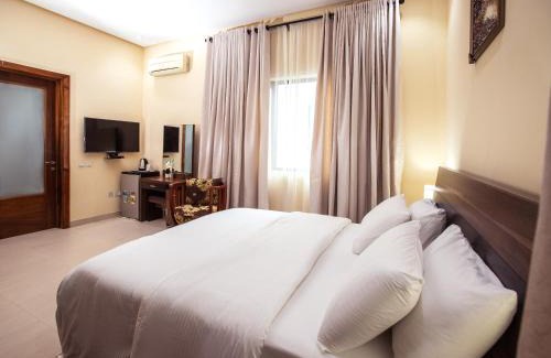 Lekki Phase 1 House | Rushmore - Premier 1 Room