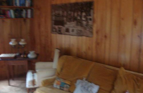 Franconia House | Rustic Escape