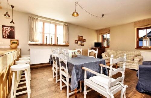 Ennal House | Rustic holiday home in Halleux