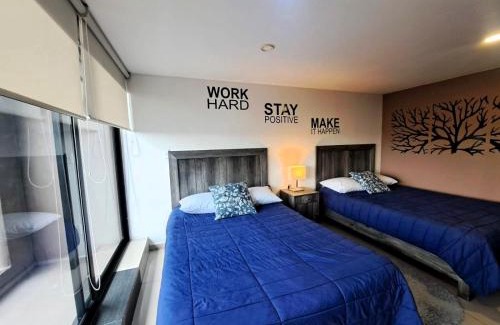 Ciudad Lopez Mateos Apartment | S99 SUITE DOBLE Premium Suite TEC CEM con Cocineta WiFi Balcón Parking Terraza