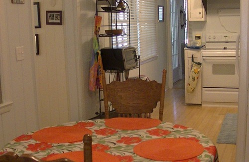 Saint Simons Heights Cottage | Saint Simons Island Low Country Cottage, Pets Welcome!