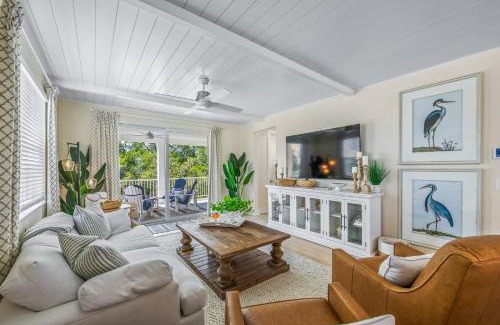 Cortez House | Salt and Sand at Hunter's Point
