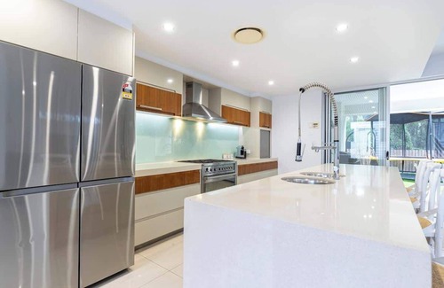 Twin Waters House | Saltbreeze - Laidback Poolside Living by the Canal