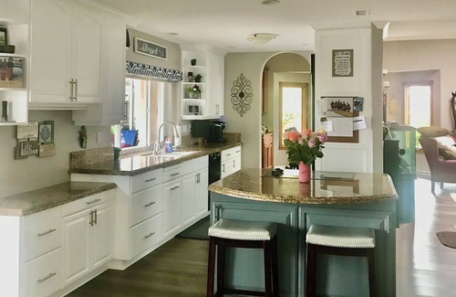 Poway House | San Diego home with RESORT BACKYARD!