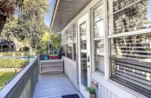Sanibel Cottage | Sanibel Dream Cottage Near Beach w/Heated Pool, Bikes & More!