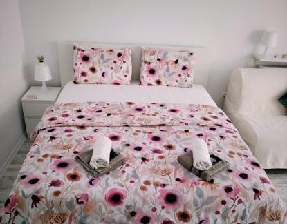 Saturn Apartment | Saturn ROOMS