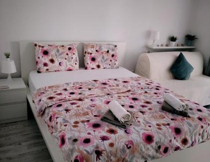 Saturn Apartment | Saturn ROOMS