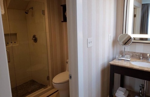 Manchester Hotel | Scenic Spa and Golf Retreat Close to Southern Vermont Arts Center