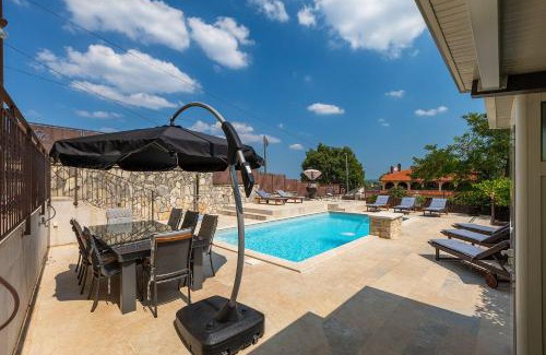 Rovinjsko Selo House | Schöne Villa bei Rovinj mit privatem Pool