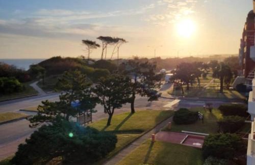 Cantegril Apartment | Sea view apartment in front of Playa Mansa in Punta del Este