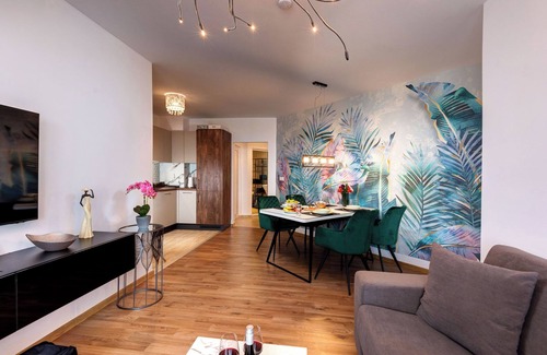 Pomorie Apartment | Sea view & design - 3 min to the beach