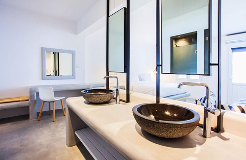 Ornos Hotel | Sea View Residence