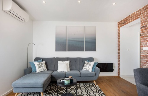 Seget Donji Apartment | Sea you soon by the beach 2bedroom suite
