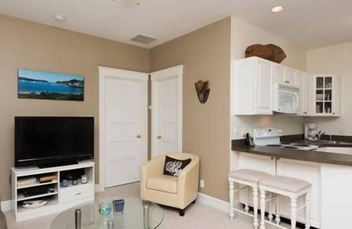 Seaglass Village Cottage | "Seabreeze Cottage" at Seaglass Village Cottages