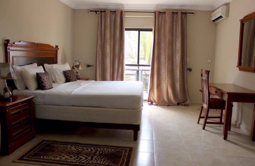 Kerr Serign Hotel | Seafront Residences