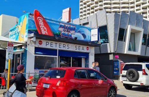 Scarborough Apartment | Seashore Memories - Sleeps 3