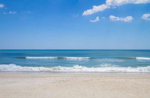 North Carolina Coast House | Seaside Cottage A by Carolina Beach Realty