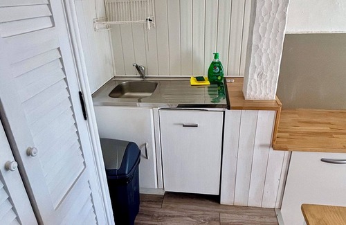 Calcatoggio Apartment | Seaside holiday flat for 2 with terrace, pool, and restaurant