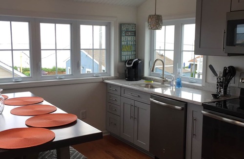 Breakwater Village House | Seaside house with amazing views