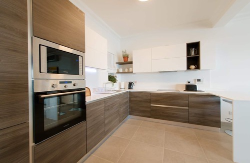 Sliema Apartment | Seaview APT Incl Pool IN Sliema