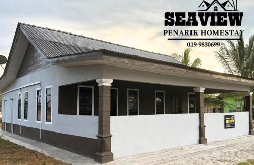 Kampung Penarik House | SeaView Homestay