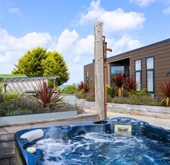 Dulas House | Seaview Lodge Anglesey