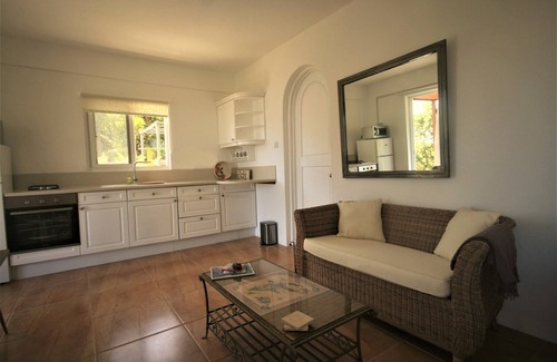 Spring Estate Apartment | Serenity Studio - Modern, fully screened apartment with a pool and amazing views