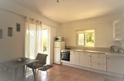 Spring Estate Apartment | Serenity Studio - Modern, fully screened apartment with a pool and amazing views