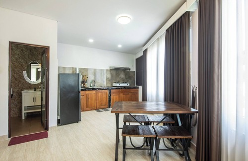 Batu Bolong Hotel | Serenity Twin Express Canggu