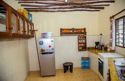 Diani Beach Cottage | Serenity Villa - 8min Escape in Diani Beach