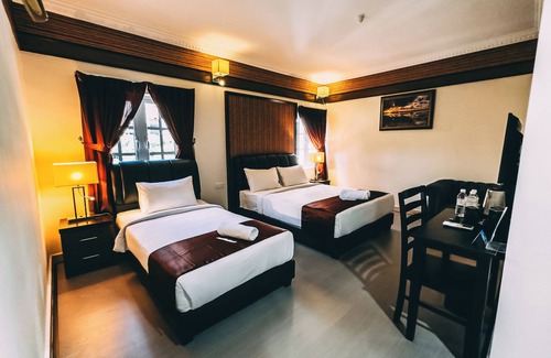 Tanjung Bungah Hotel | Seriental Hotel I check in 3pm-11pm only