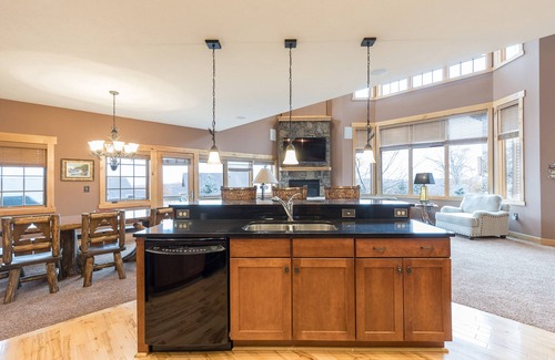 Seven Springs Apartment | Seven Springs Resort Properties