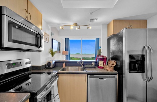 Coconut Grove Apartment | SF Ocean View 2BD/2Bth @ Hotel IN Coconut Grove