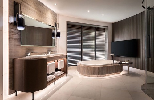 Ash Shati Hotel | Sheraton Jeddah Hotel - Saudi Brothers Commercial Company Branch