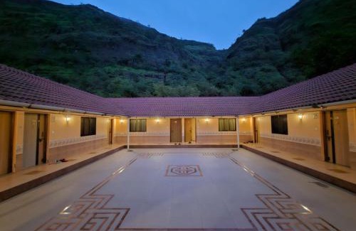 Paud Hotel | Shivraj Palace Resort