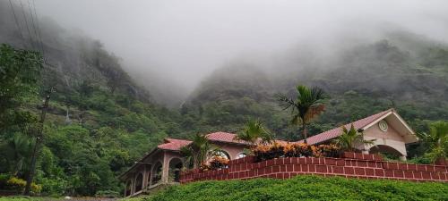 Paud Hotel | Shivraj Palace Resort