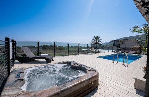 Migdal Apartment | Siena - סוויטה משפחתית מהממת עם בריכה פרטית וג'קוזי ליד הכנרת