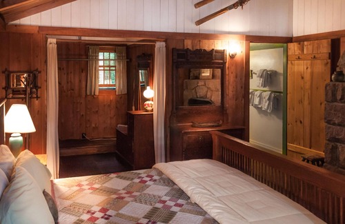 Meacham House | Signature Cabin 3 with Lake View