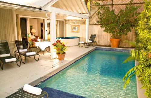 Historic Seaport Hotel | Simonton Court Historic Inn & Cottages