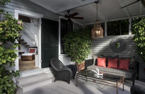 Historic Seaport Hotel | Simonton Court Historic Inn & Cottages