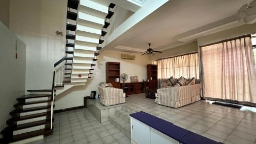 Kota Kinabalu Villa | Singa angsa house 狮鵝坊 半独立式别墅