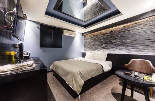 Jamwon-dong Hotel | Sinsa Latree