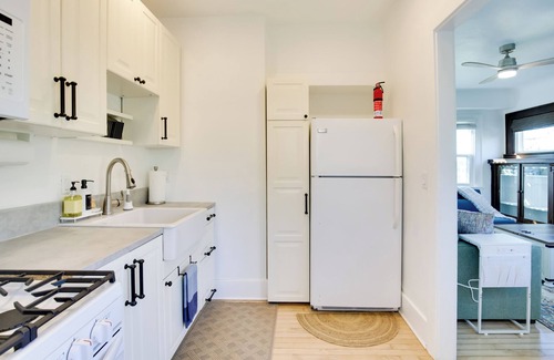 Stockton Apartment | Sip, Shop & Explore: San Diego Apartment