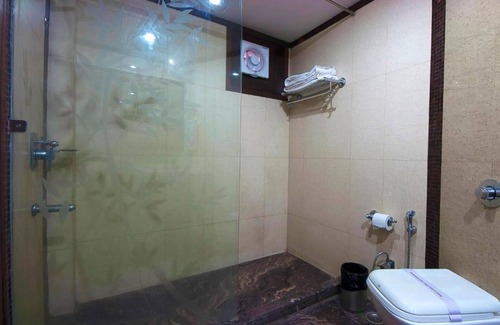 DLF Phase 3 Hotel | Siris 18