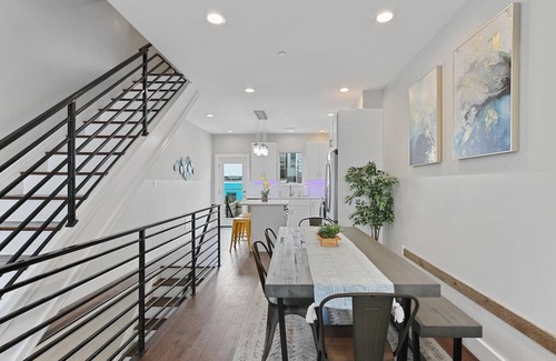 Point Breeze House | Skyline Best Roofdeck Views 2 Miles Penn Chop